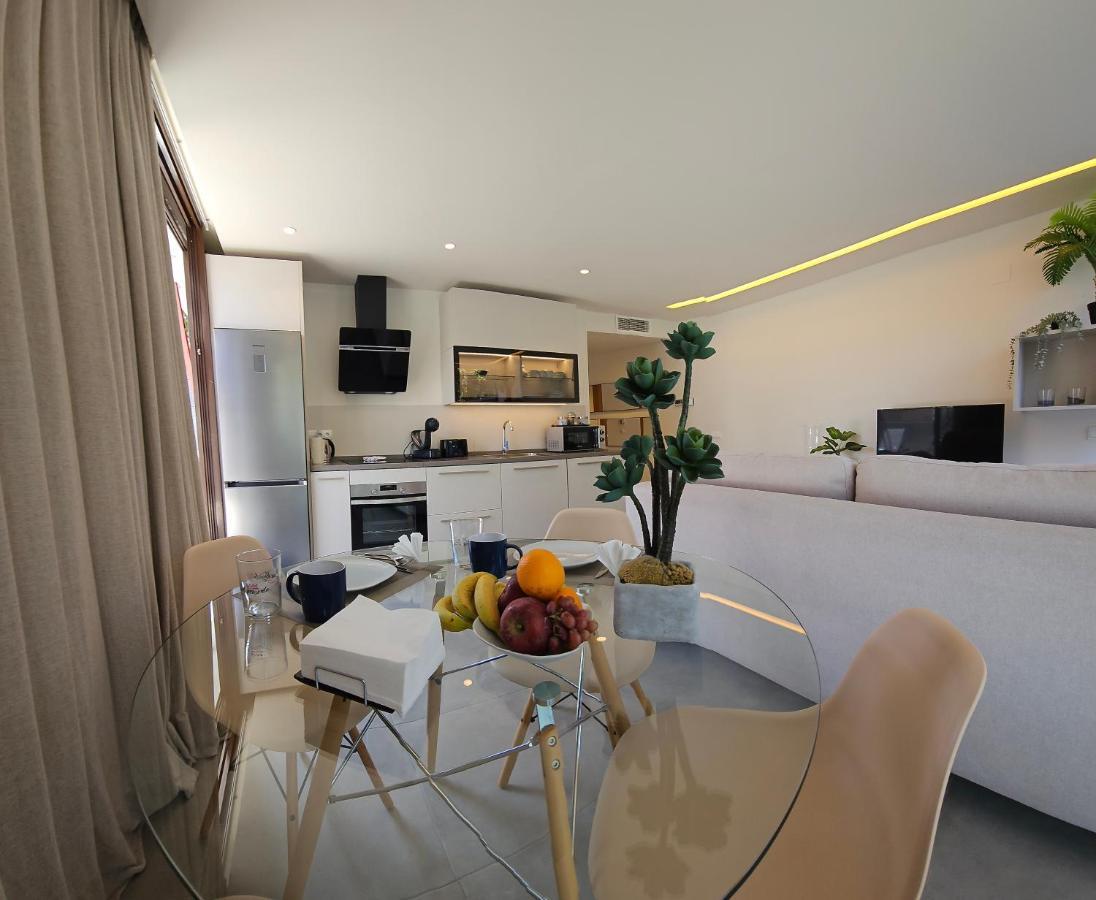 Nogalera Quintessence Apartment With Private Parking By Namaste Elite Torremolinos Exterior photo