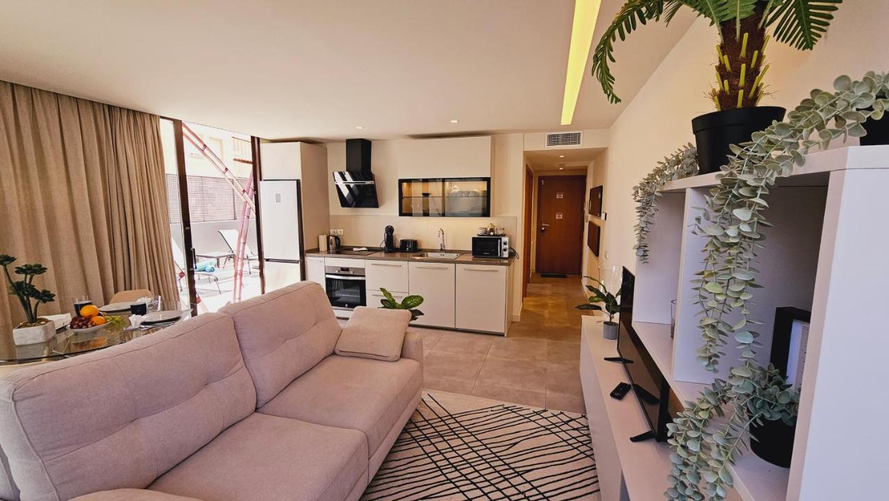 Nogalera Quintessence Apartment With Private Parking By Namaste Elite Torremolinos Exterior photo