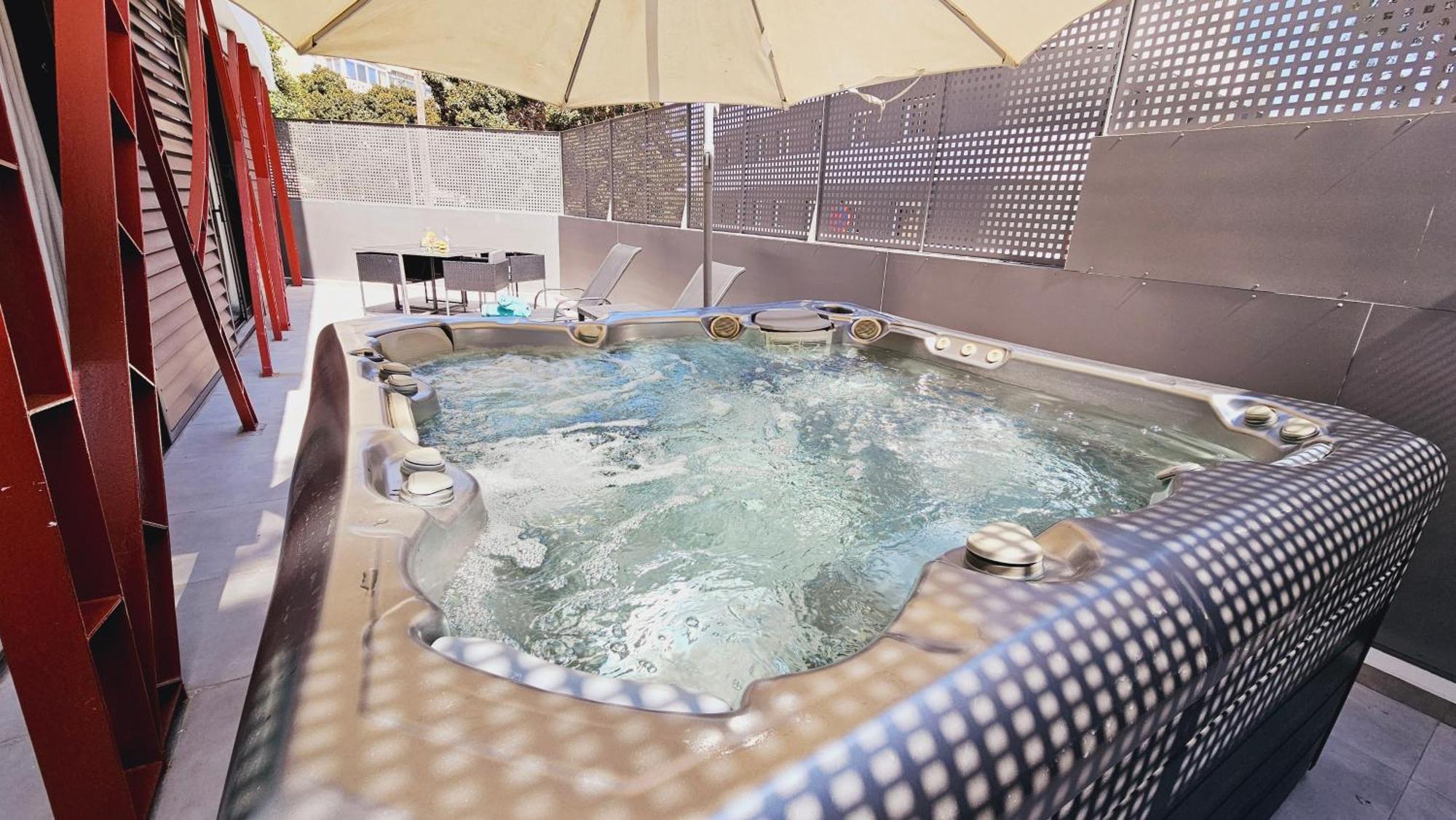 Nogalera Quintessence Apartment With Private Parking By Namaste Elite Torremolinos Exterior photo