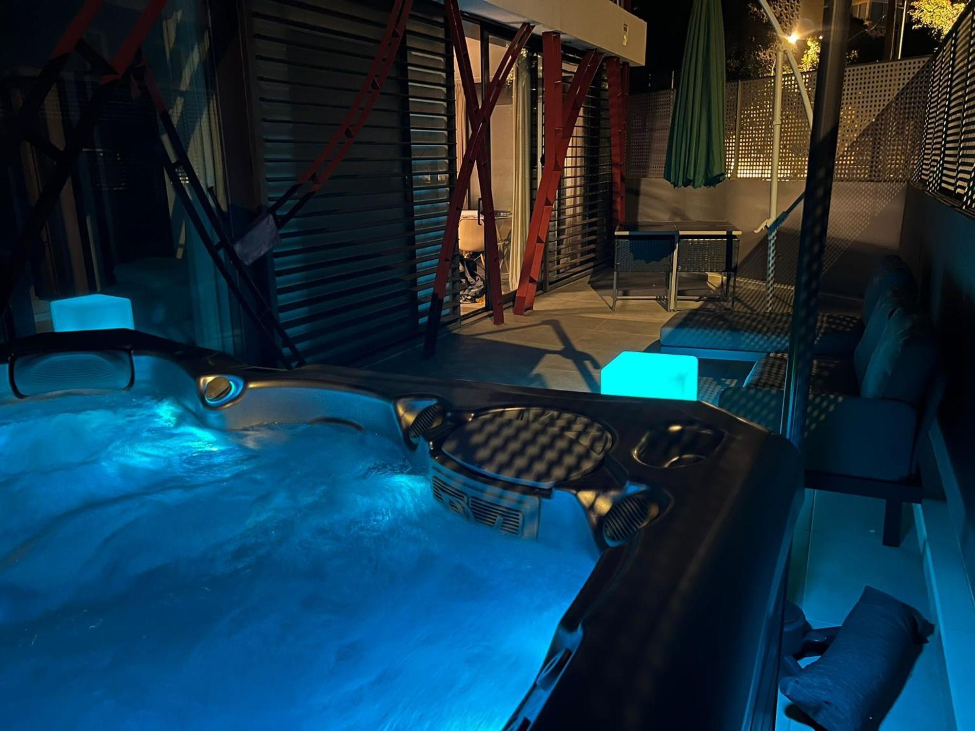 Nogalera Quintessence Apartment With Private Parking By Namaste Elite Torremolinos Exterior photo